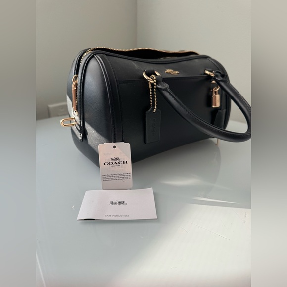 Coach Black Boston Bag Satchel with Gold Accents Turnlock / kisslock + key charm - Picture 13 of 14
